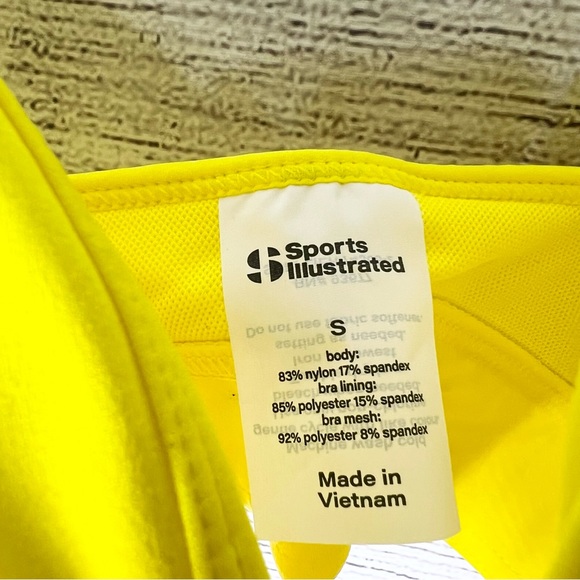 NWT Sports Illustrated Medium Support Surfboard Yellow Triangle Sports Bra Small - Picture 11 of 11